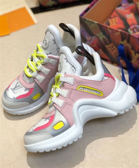 louis vuitton sneakers dames marktplaats|louis vuitton female sneakers.